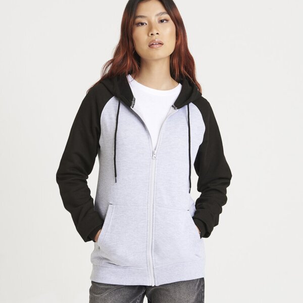 Baseball zoodie Thumbnail